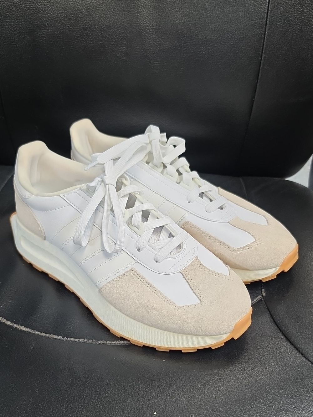 adidas Mens White and Beige Retro-Style Sneakers